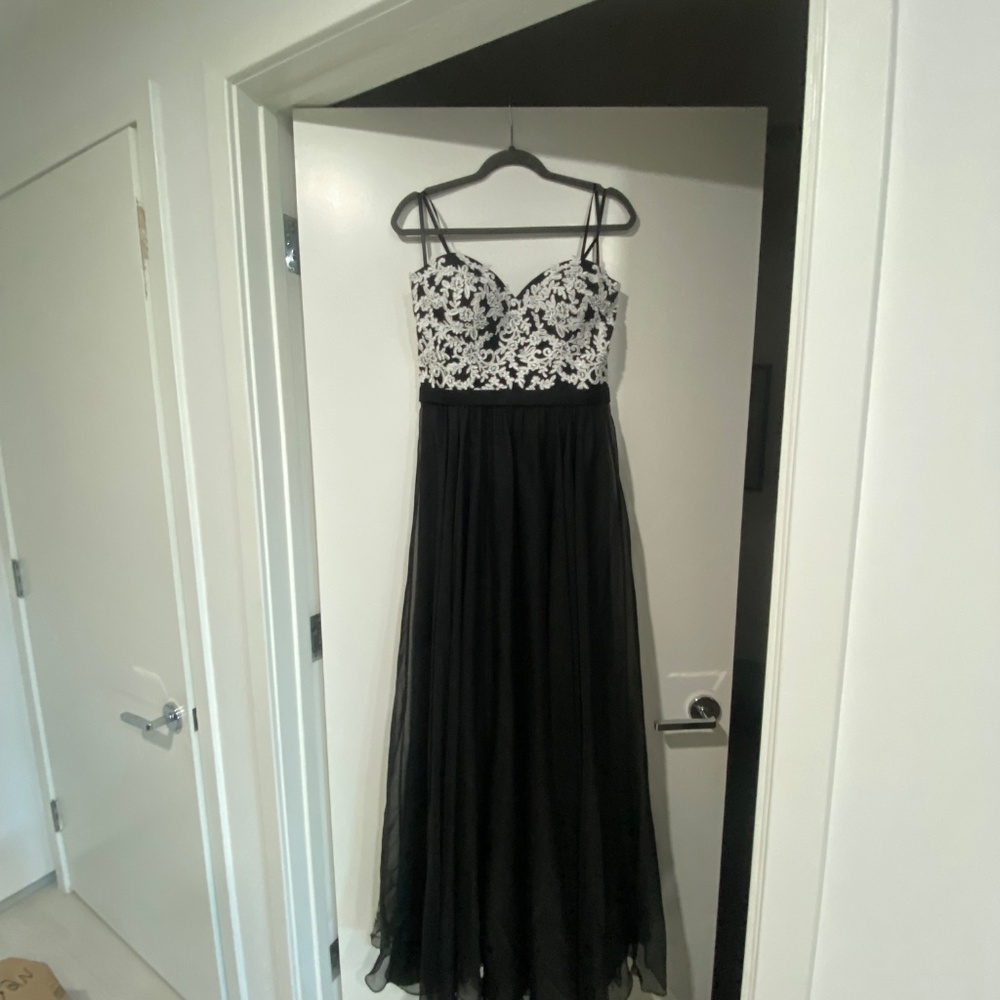 Cache Elegant Gown - image 2